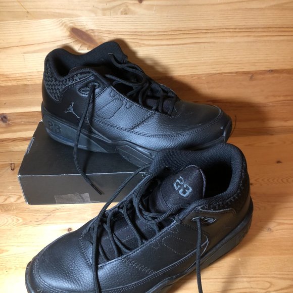 Air Jordans Max Aura 3 GS Black Basketball Shoe Michael Jordans - Picture 5 of 9